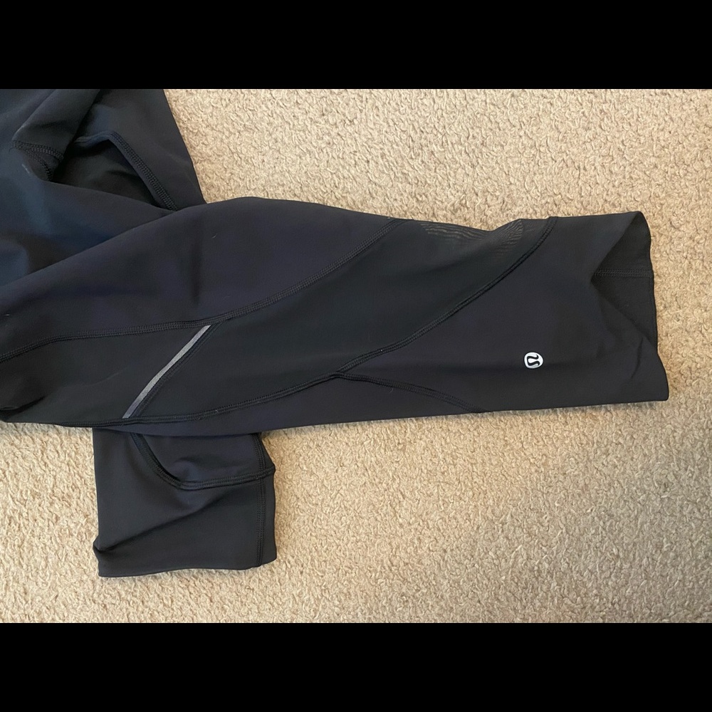 19” Lululemon Legging - Picture 3 of 6